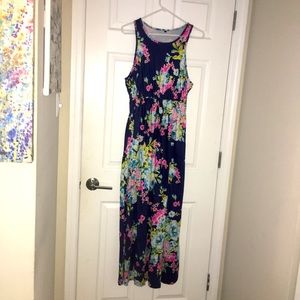 Comfy Floral Maxi Dress